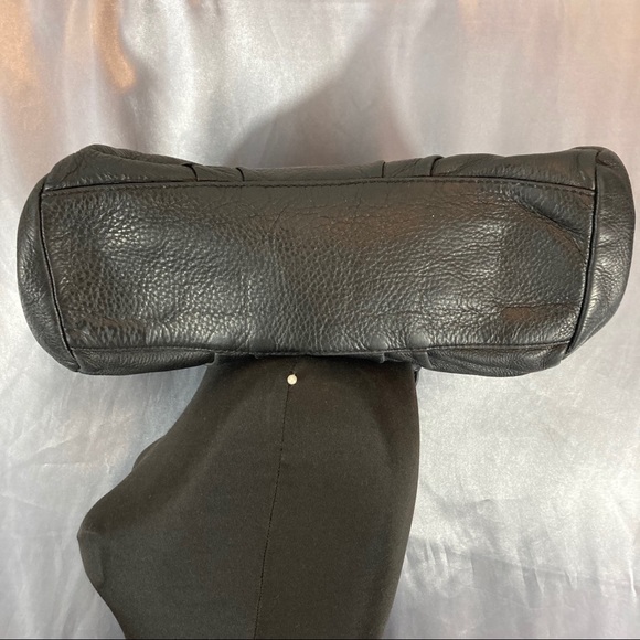 Marc by Marc Jacobs women’s leather hobo shoulder bag - Picture 6 of 11